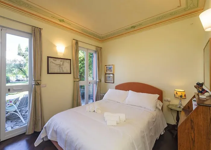 Aurora Relax Con Vista Mare E Piscina 别墅